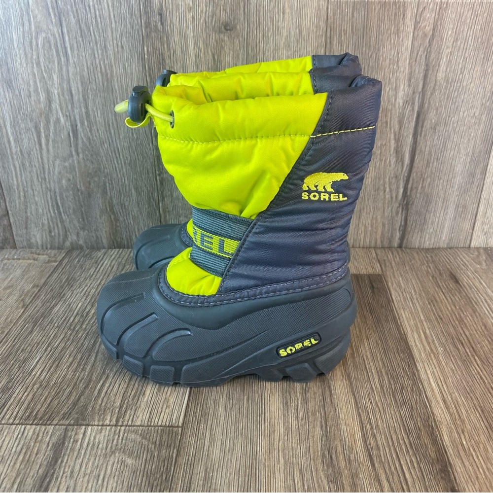 Sorel Boots Unisex Size 8 Toddler Grey Neon Green Waterproof Snow Warm Flurry